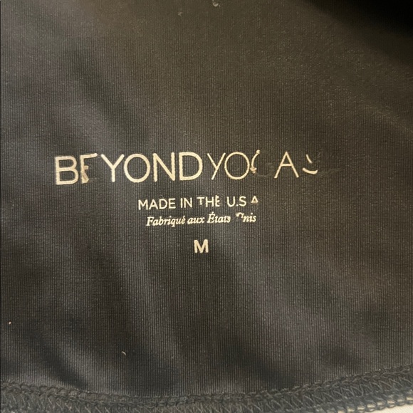 Beyond Yoga Navy Purple Pink Gradient Leggings - Picture 4 of 4